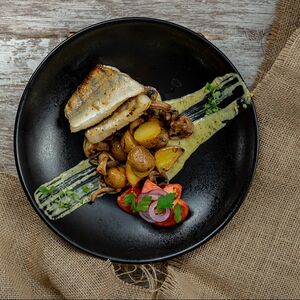 Филе судака на гриле с овощами