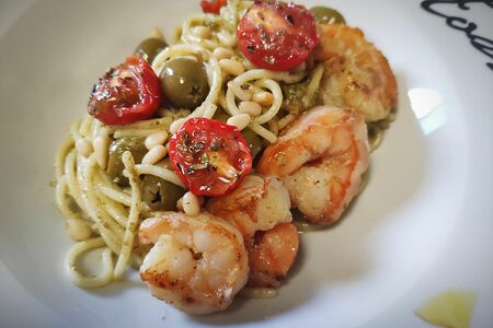 Паста песто гамберетти