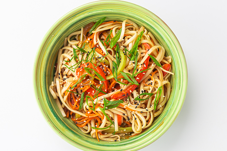 Лапша с овощами