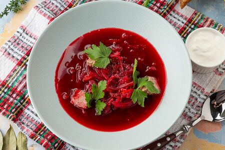 Борщ мясной