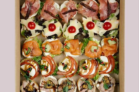 Сет из мини-брускетт