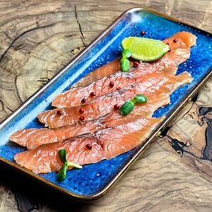 Лосось слабосоленый (нарезка)