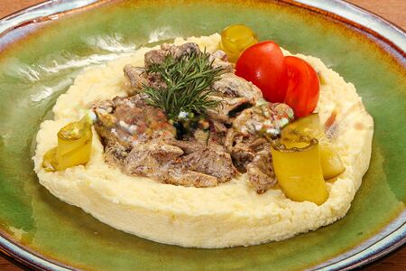 Бефстроганов с пюре