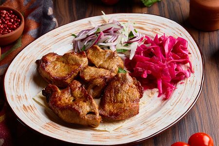 Шашлык из cвинoй шеи