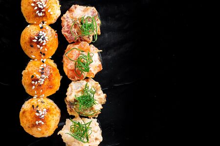 Запеченные суши лосось