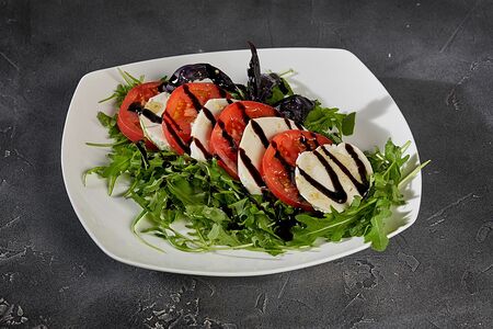 Салат Капрезе