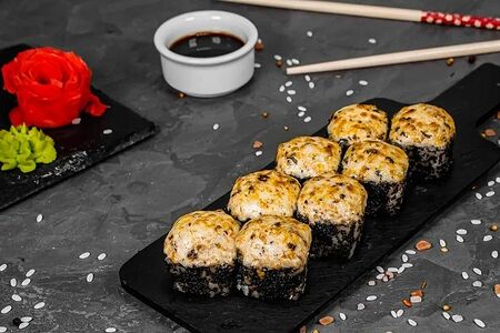 Запеченный ролл с мидиями