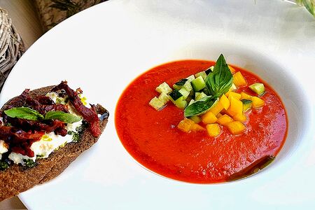 Гаспачо из пробитых томатов 