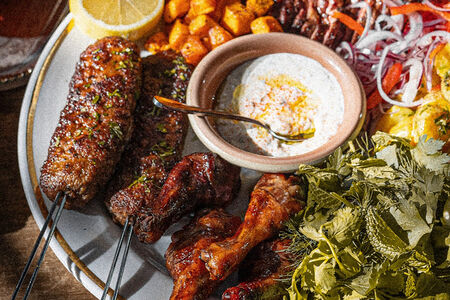 Мясная тарелка для всей семьи