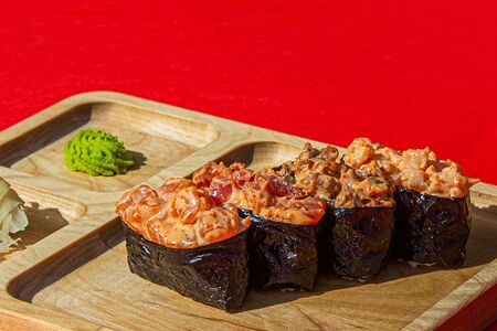 Суши Острые с креветками