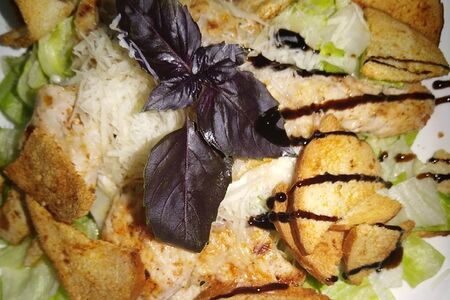 Цезарь с курицей