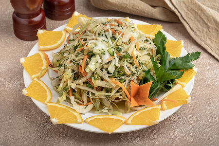 Салат из белокачанной капусты