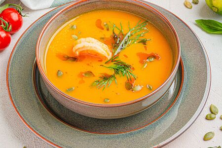 Крем-суп из тыквы с креветкой
