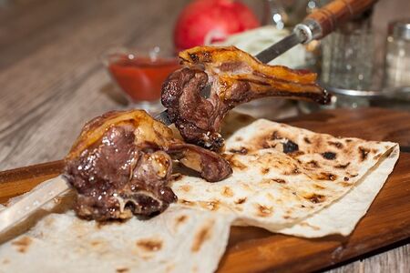 Шашлык из каре ягненка