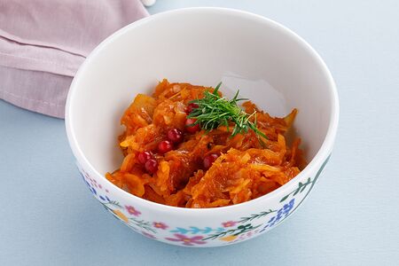 Тушеная квашеная капуста