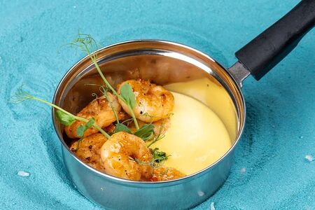 Тигровые креветки в соусе свит чили