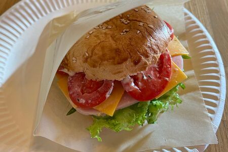 Сэндвич с ветчиной и сыром