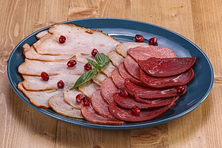 Ассорти мясное