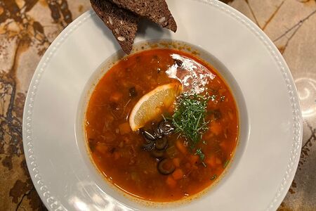 Солянка мясная