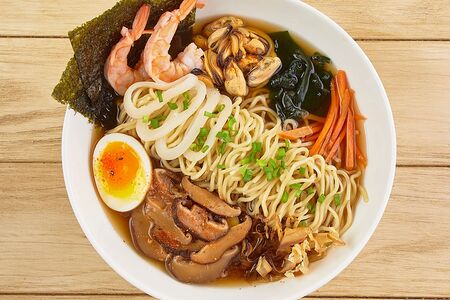 Рамён с морепродуктами