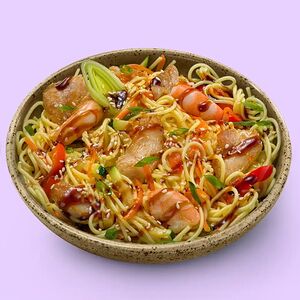 Лапша с цыпленком и креветкой