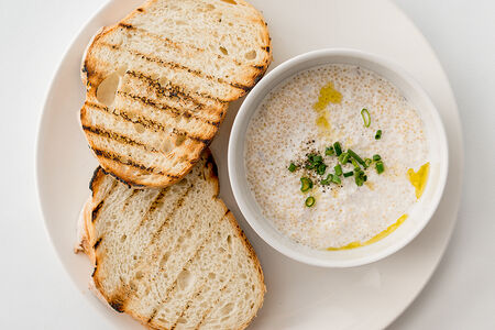 Икра щуки с тостами