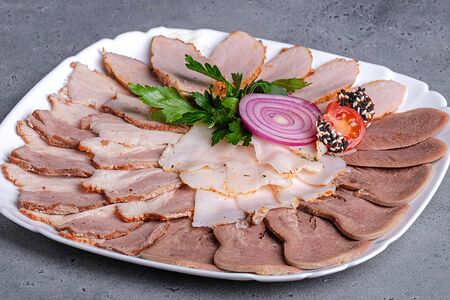Ассорти мясное