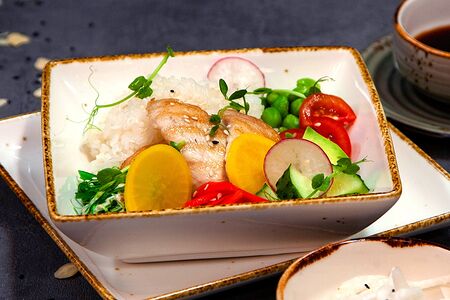 Поке с курицей Терияки