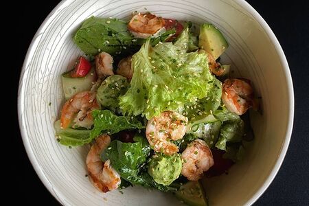 Салат с креветками