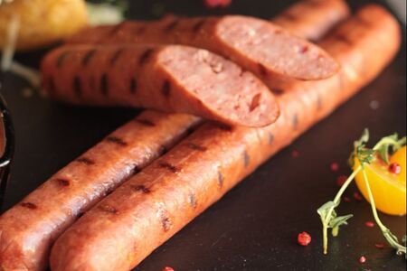 Колбаски говяжьи на гриле