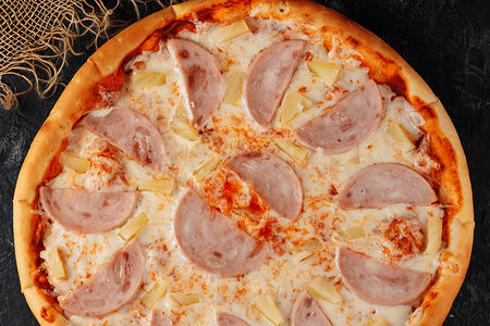 Пицца Гавайская с ветчиной