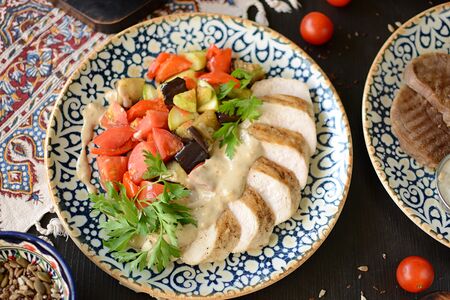 Филе цыпленка с овощным соте