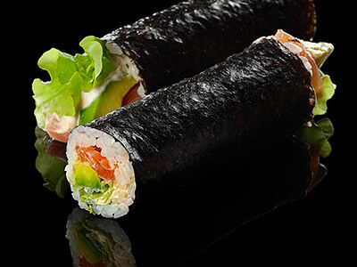 Хенд-ролл Лосось