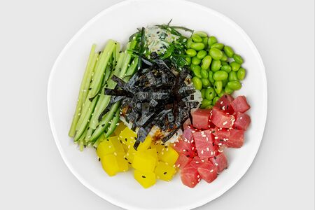 Поке с тунцом 