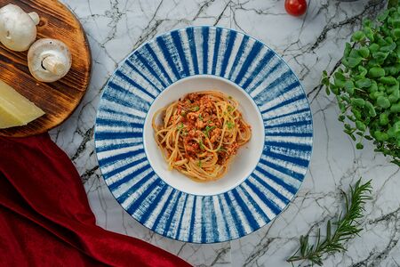 Паста с соусом болоньезе