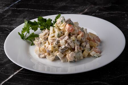 Оливье с курицей