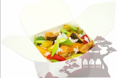 Вок рис с овощами по-пекински