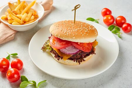 Бургер с говядиной