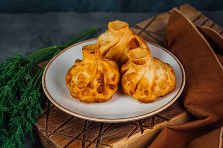 Жареные хинкали с ягненком