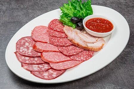 Мясная тарелка