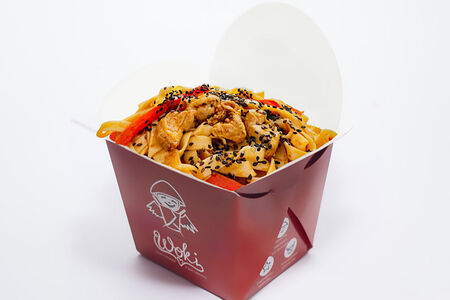 Удон со свининой в соусе Кимчи