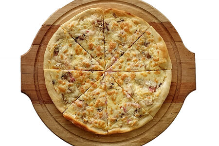 Пицца с ветчиной и грибами