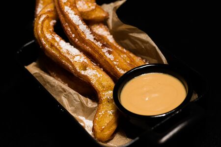 Чуррос с кокосовым кремом