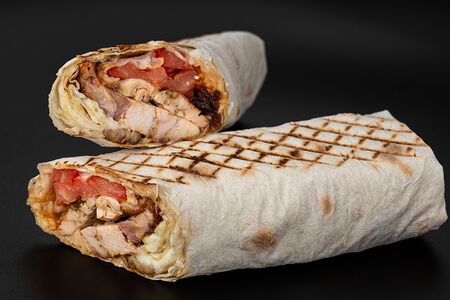 Сырная шаурма с курицей