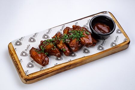 Куриные крылья BBQ