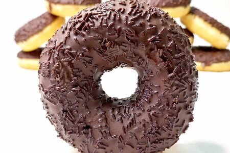 Донат Тройной Шоколад