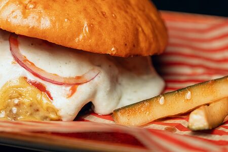 Бургер Четыре сыра