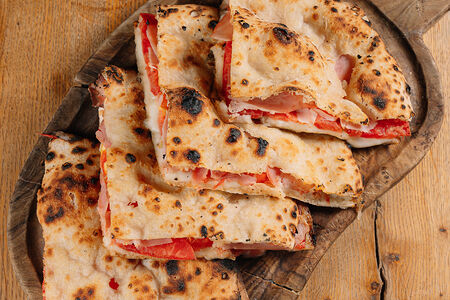 Фокачча с ветчиной