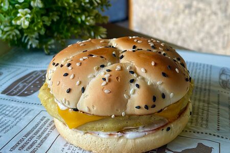 Бургер детский куриный