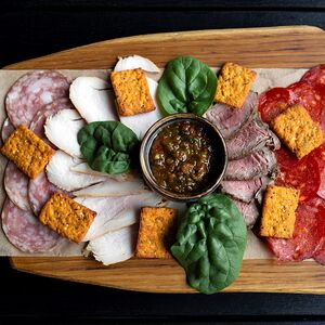 Мясная тарелка